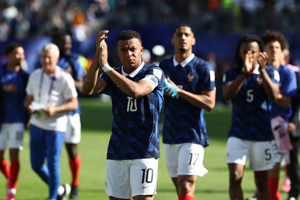 Mondial-2026: la France en 16e de finale après un doublé de Mbappé et une longue interruption